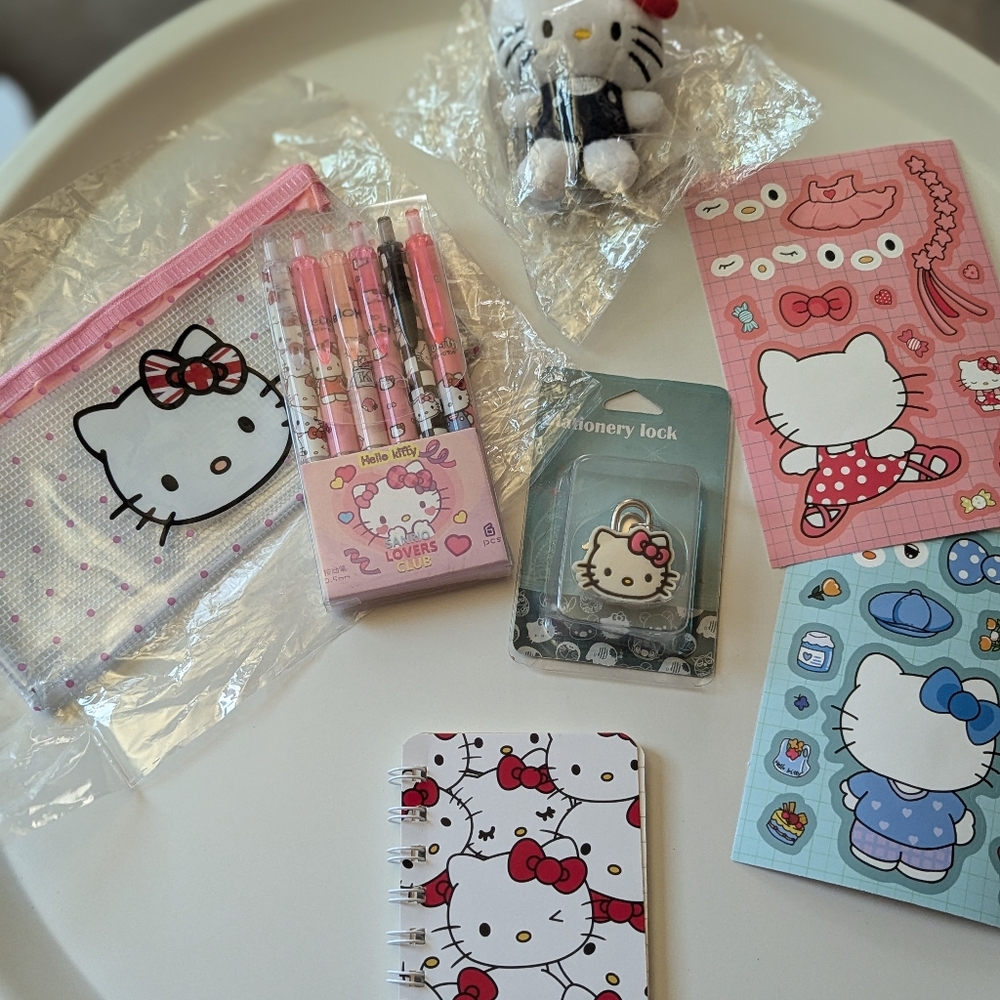 Hello Kitty bundle